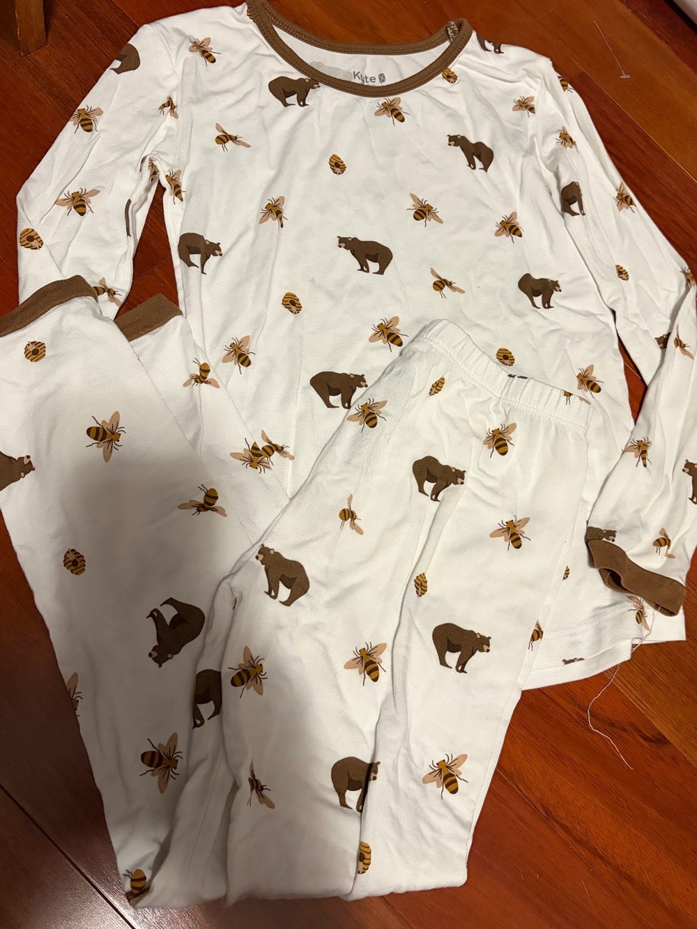 Kyte baby honey bear 6T pajamas